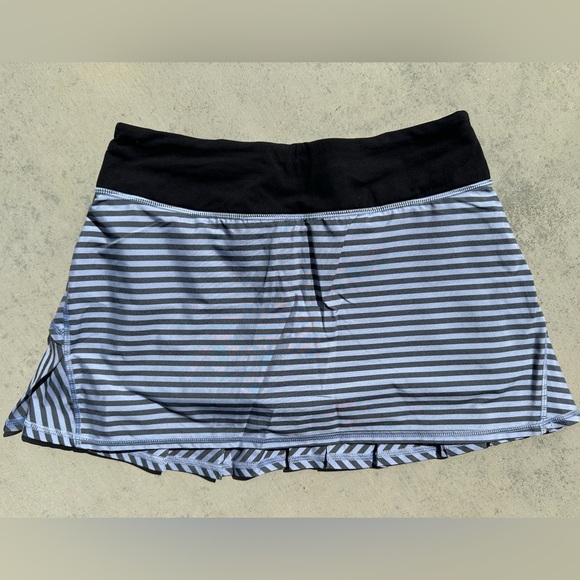 lululemon athletica Black and periwinkle blue Striped Skort - Picture 1 of 2
